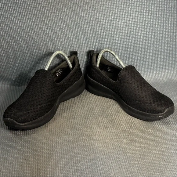 S‎ Sport by Skechers Women's Malvina Slip-On Performance Shoes Black Size 9 - Picture 4 of 9